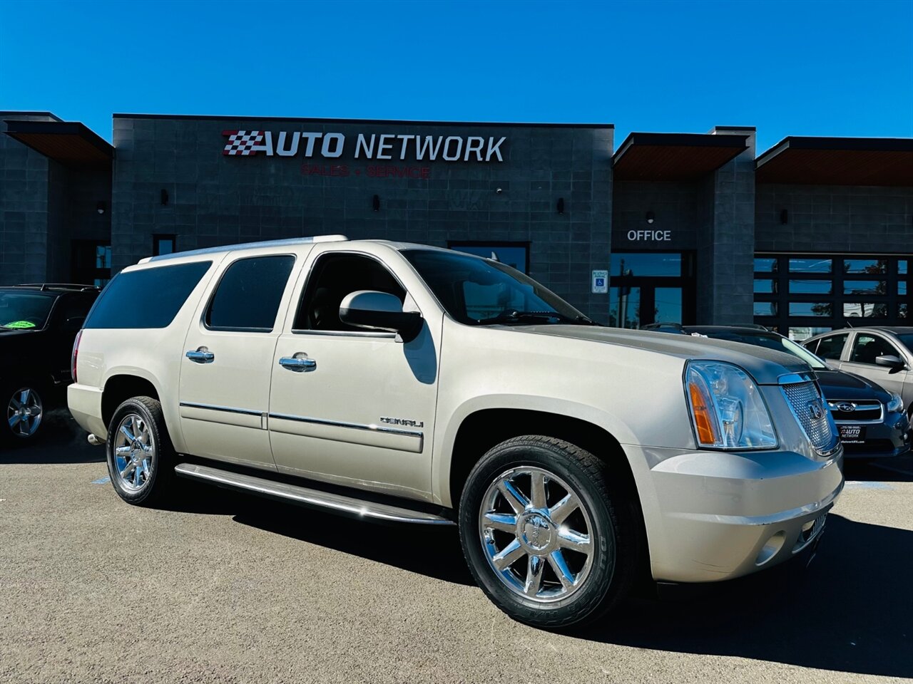 2014 GMC Yukon XL Denali   - Photo 11 - Reno, NV 89502