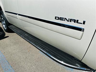 2014 GMC Yukon XL Denali   - Photo 31 - Reno, NV 89502