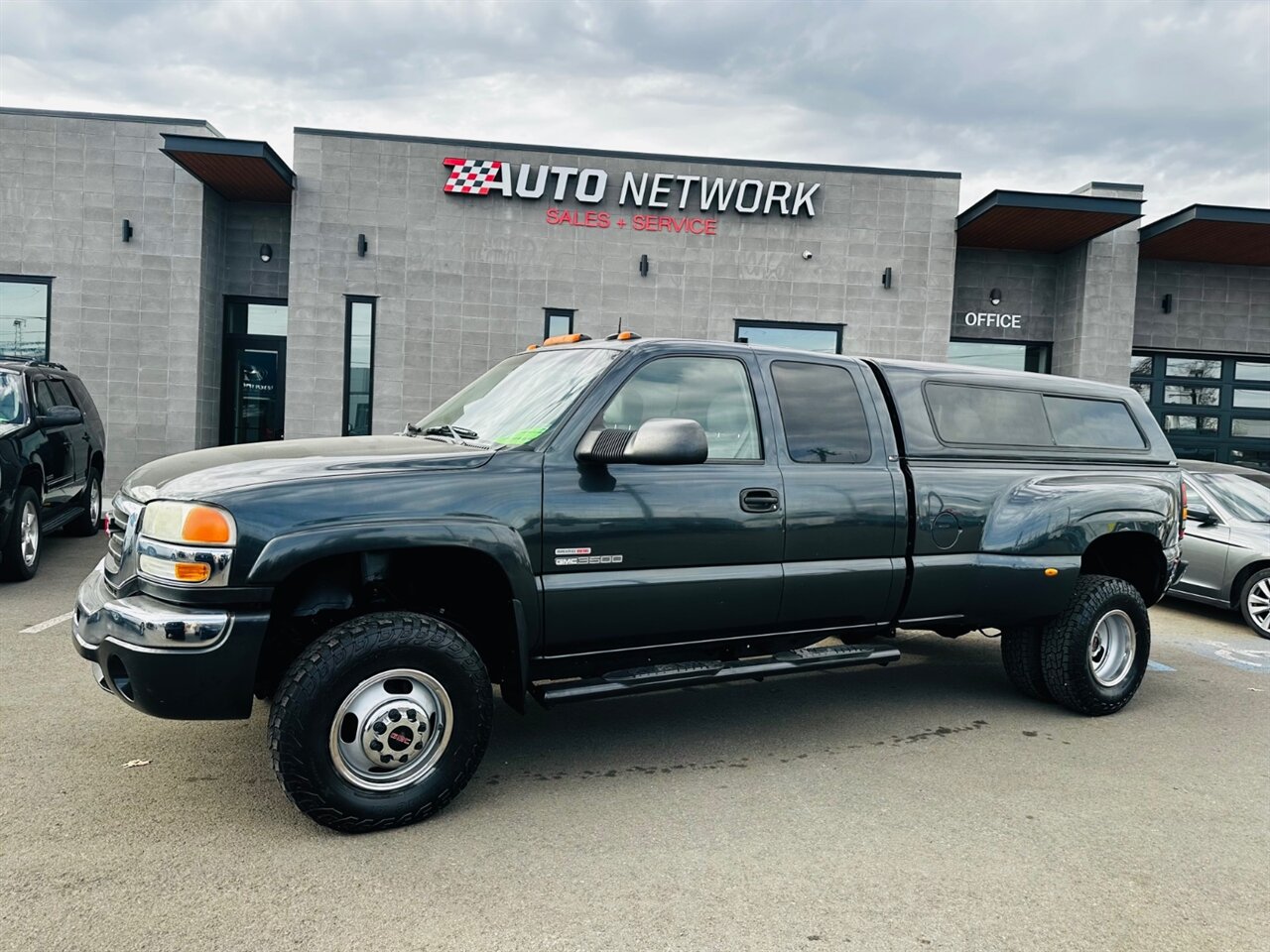 2003 GMC Sierra 3500 SLT 4dr Extended Cab - Photo 5 - Reno, NV 89502