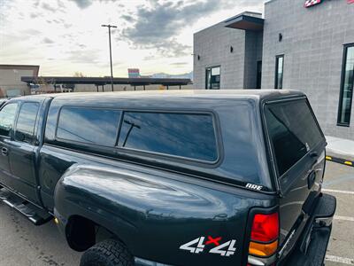 2003 GMC Sierra 3500 SLT 4dr Extended Cab - Photo 9 - Reno, NV 89502