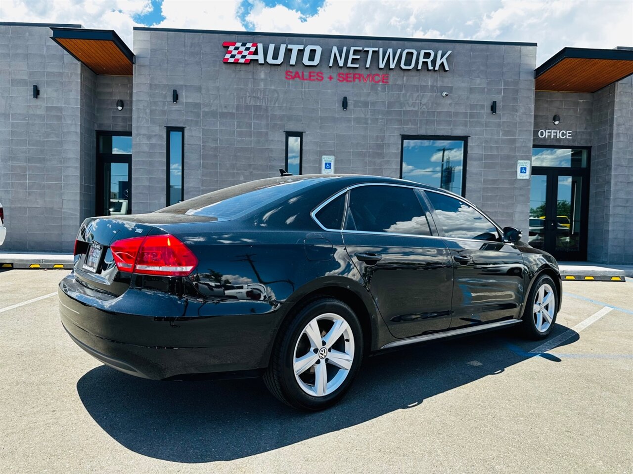 2013 Volkswagen Passat SE PZEV - Photo 3 - Reno, NV 89502