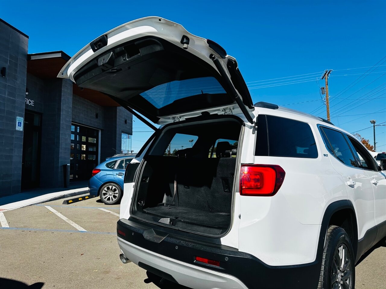 2019 GMC Acadia SLT-1   - Photo 9 - Reno, NV 89502