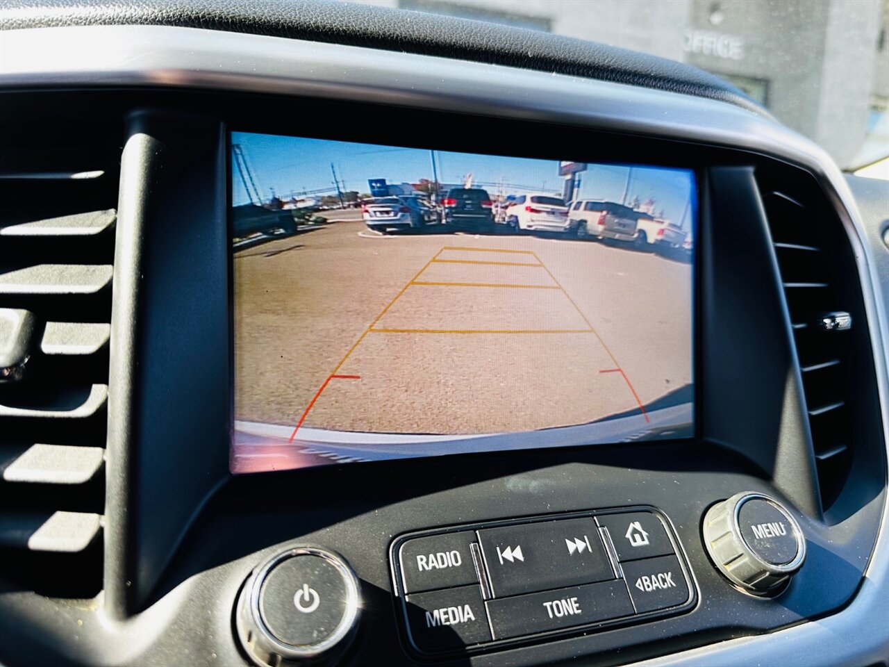 2019 GMC Acadia SLT-1   - Photo 18 - Reno, NV 89502