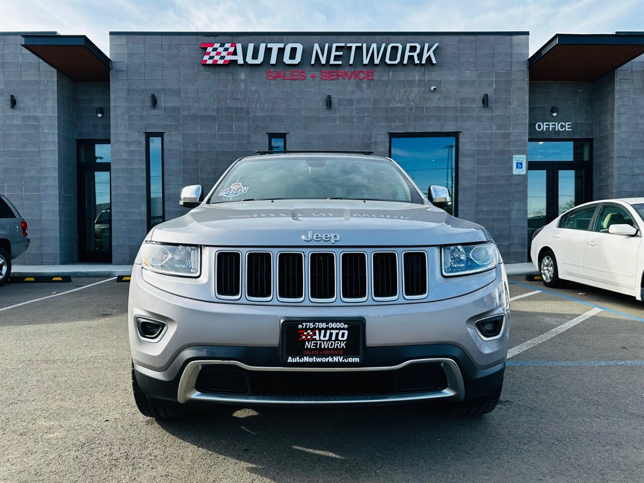 2015 Jeep Grand Cherokee Limited photo 4