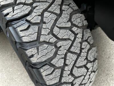 2018 Chevrolet Suburban LT - Photo 13 - Reno, NV 89502