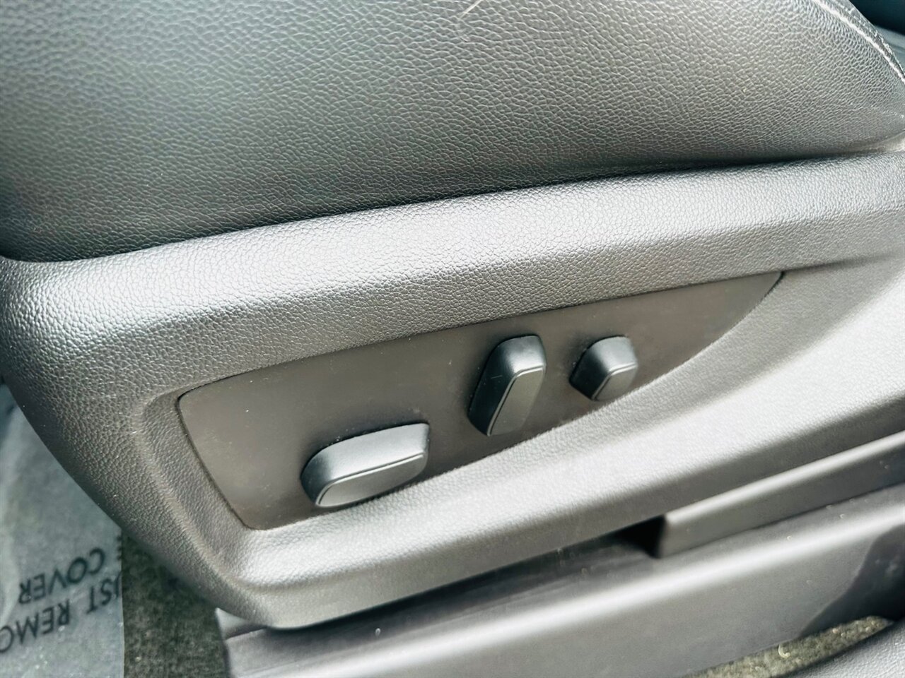 2018 Chevrolet Suburban LT - Photo 32 - Reno, NV 89502