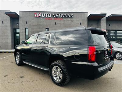 2018 Chevrolet Suburban LT - Photo 7 - Reno, NV 89502
