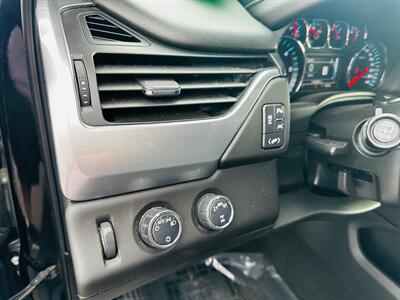 2018 Chevrolet Suburban LT - Photo 23 - Reno, NV 89502