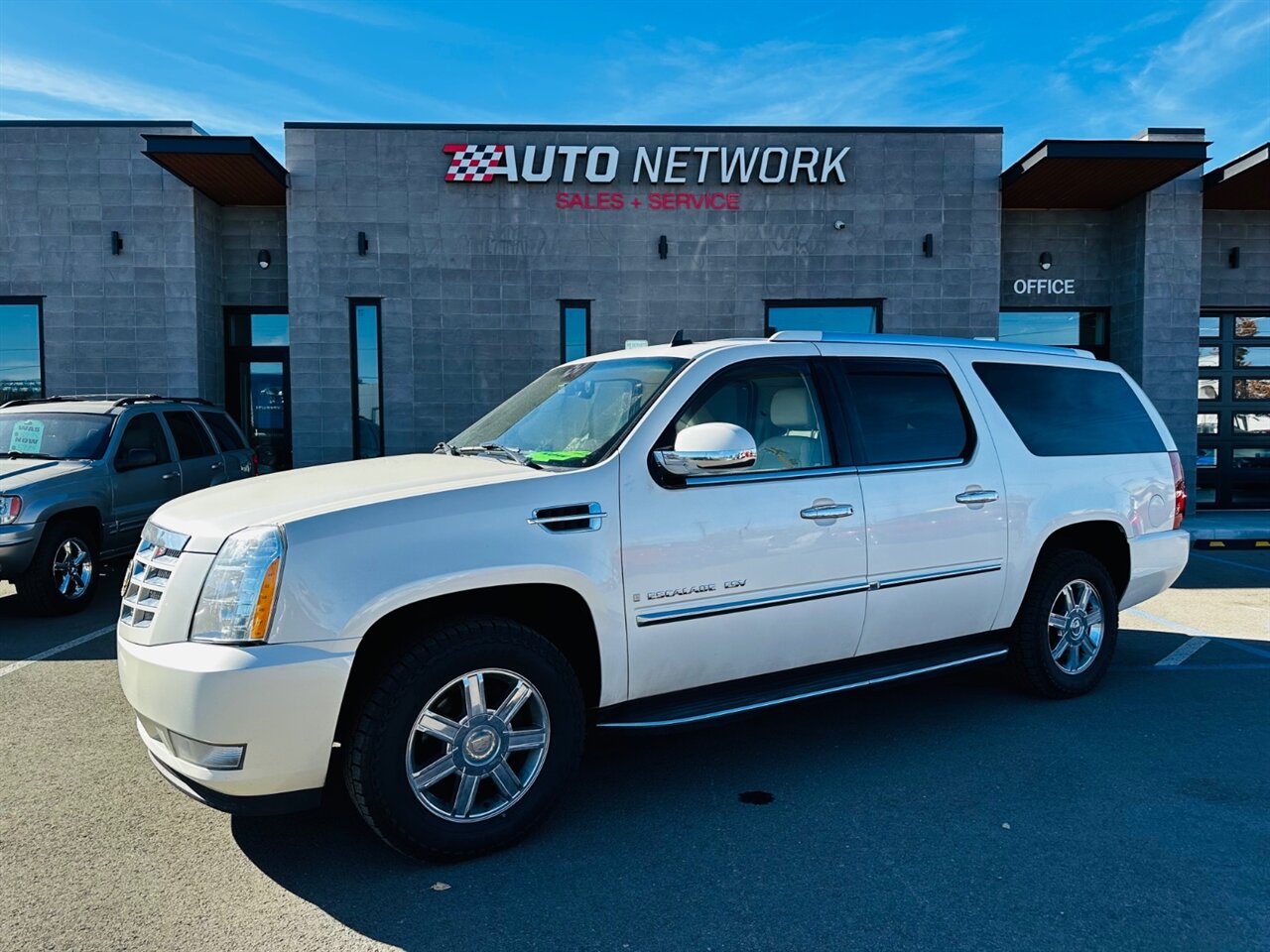 2007 Cadillac Escalade ESV Base photo 5