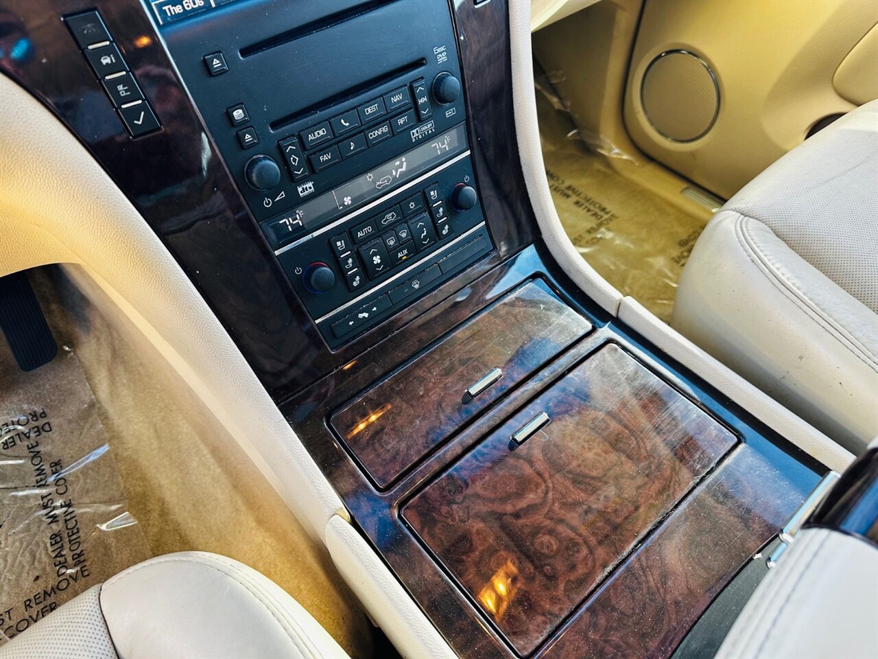 2007 Cadillac Escalade ESV Base photo 22