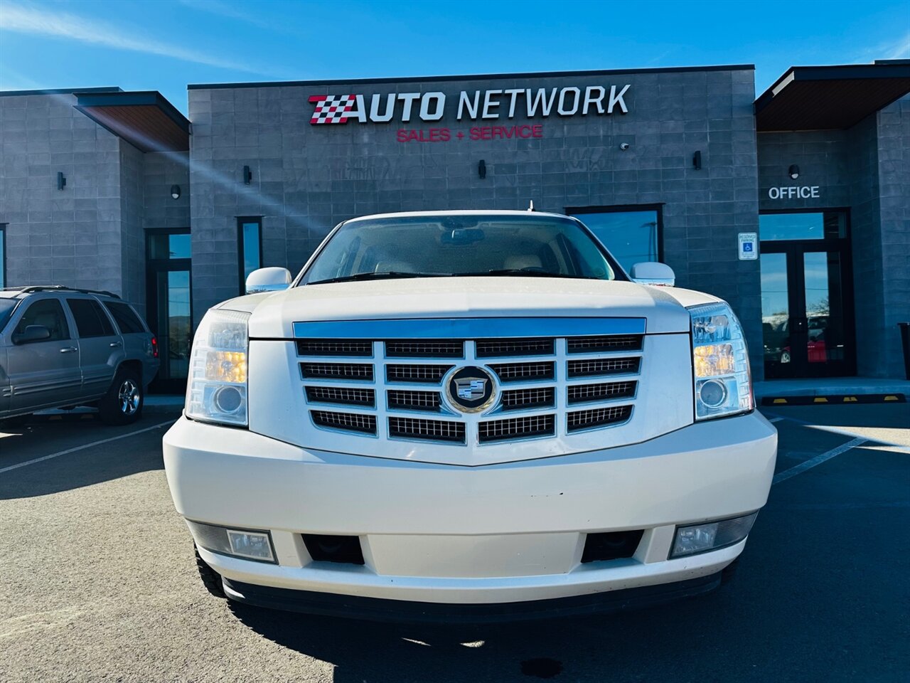 2007 Cadillac Escalade ESV Base photo 4