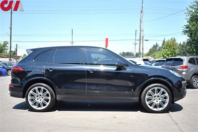 2017 Porsche Cayenne Platinum Edition  AWD 4dr SUV! Back Up Cam! Park Assist! Navigation! Bluetooth w/Voice Activation! Sport & Off-Road Modes! Heated Leather Seats! Sunroof! - Photo 6 - Portland, OR 97266