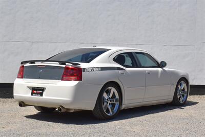 2007 Dodge Charger R/T 4dr Sedan! 5.7L HEMI V8! Rear-Wheel Drive! Sport-Tuned Suspension! Dual Exhaust! Boston Acoustics® Premium Audio! - Photo 5 - Portland, OR 97266