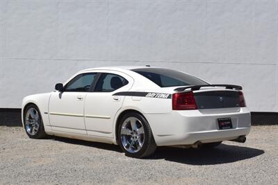 2007 Dodge Charger R/T 4dr Sedan! 5.7L HEMI V8! Rear-Wheel Drive! Sport-Tuned Suspension! Dual Exhaust! Boston Acoustics® Premium Audio! - Photo 2 - Portland, OR 97266