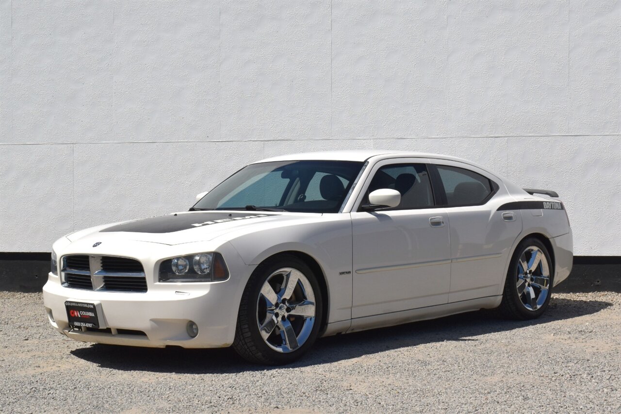 2007 Dodge Charger R/T 4dr Sedan! 5.7L HEMI V8! Rear-Wheel Drive! Sport-Tuned Suspension! Dual Exhaust! Boston Acoustics® Premium Audio! - Photo 8 - Portland, OR 97266
