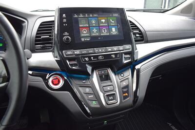 2023 Honda Odyssey Touring Minivan  4dr FWD! Power Sliding Doors! Rear Entertainment! Honda Sensing! Adaptive Cruise Control! Blind Spot Monitoring! Heated Leather Seats! Backup Camera! - Photo 20 - Portland, OR 97266
