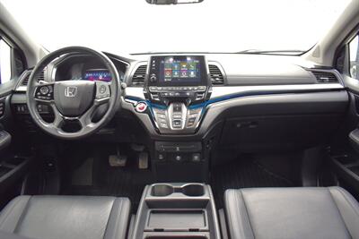 2023 Honda Odyssey Touring Minivan  4dr FWD! Power Sliding Doors! Rear Entertainment! Honda Sensing! Adaptive Cruise Control! Blind Spot Monitoring! Heated Leather Seats! Backup Camera! - Photo 14 - Portland, OR 97266