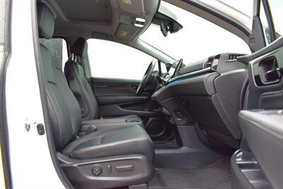 2023 Honda Odyssey Touring Minivan  4dr FWD! Power Sliding Doors! Rear Entertainment! Honda Sensing! Adaptive Cruise Control! Blind Spot Monitoring! Heated Leather Seats! Backup Camera! - Photo 31 - Portland, OR 97266
