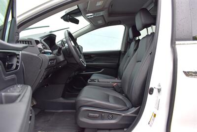 2023 Honda Odyssey Touring Minivan  4dr FWD! Power Sliding Doors! Rear Entertainment! Honda Sensing! Adaptive Cruise Control! Blind Spot Monitoring! Heated Leather Seats! Backup Camera! - Photo 10 - Portland, OR 97266