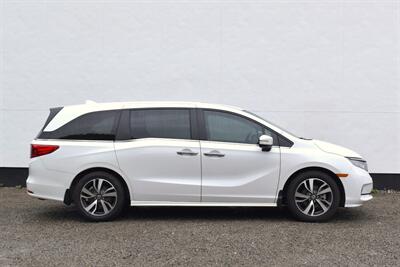 2023 Honda Odyssey Touring Minivan  4dr FWD! Power Sliding Doors! Rear Entertainment! Honda Sensing! Adaptive Cruise Control! Blind Spot Monitoring! Heated Leather Seats! Backup Camera! - Photo 6 - Portland, OR 97266
