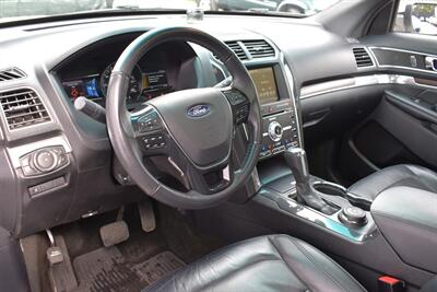 2016 Ford Explorer Limited AWD 4dr SUV! Terrain Management System! Stability Control! Adaptive Cruise Control! Lane Keeping System! Blind Spot Monitoring! Rear Cross Traffic Alert! Backup Camera! Heated & Ventilated Seats! - Photo 3 - Portland, OR 97266