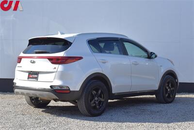2020 Kia Sportage S  AWD 4dr SUV! Back Up Camera! Blind Spot Monitor! Lane Assist! Eco/Sport/Snow Drive Modes! Center Lock Diff! Apple CarPlay! Android Auto! Heated Leather Seats! Tow Hitch! - Photo 5 - Portland, OR 97266