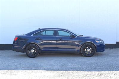 2013 Ford Taurus Police Interceptor  AWD 4dr Sedan! 3.5L V6 Engine! Cruise Control! Police Interceptor package! AdvanceTrac with Roll Stability Control! Heavy-duty Suspension! Bluetooth Connectivity! - Photo 6 - Portland, OR 97266