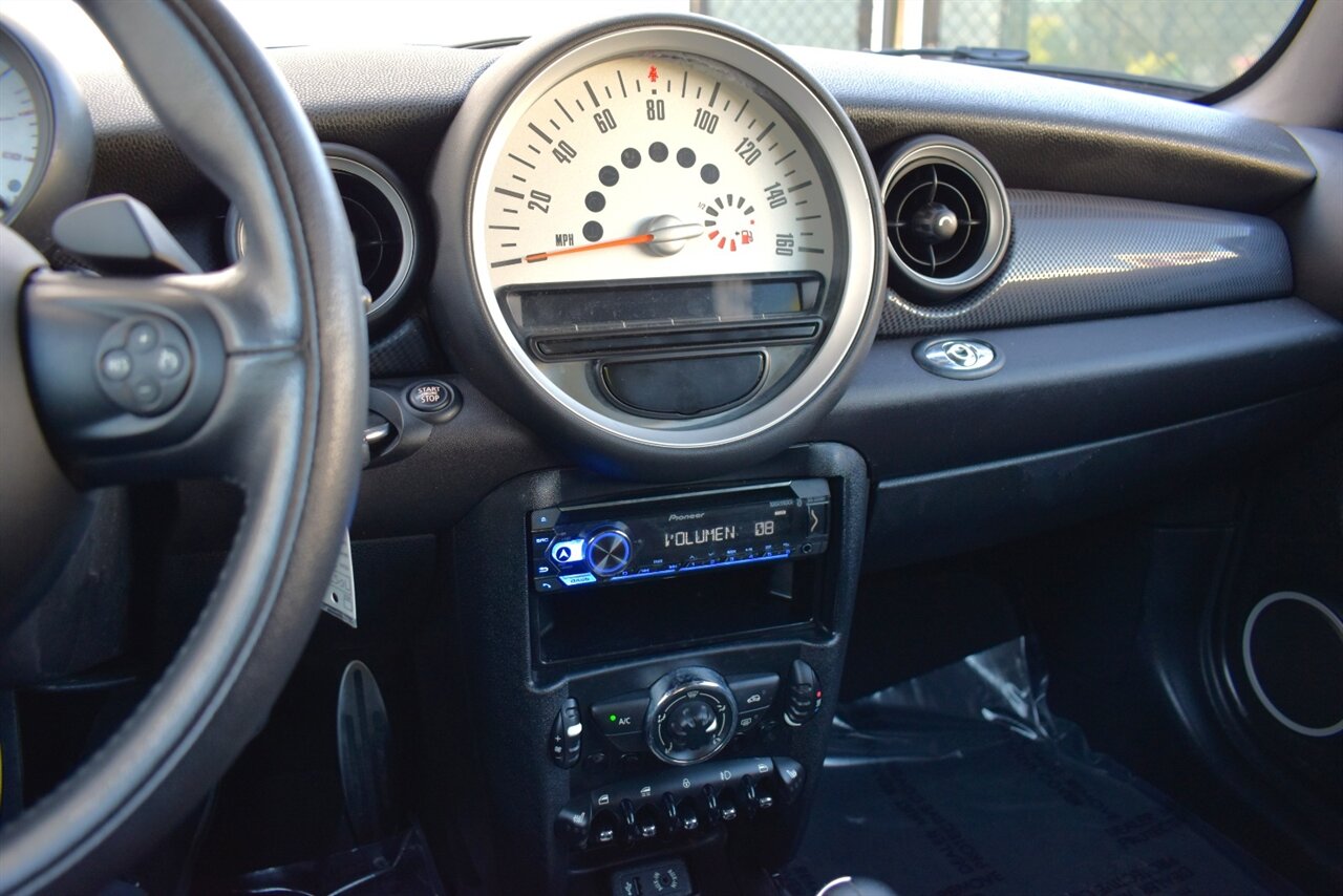 2013 MINI Convertible Cooper S 2dr! Sport-tuned suspension! Drive Mode Select! Cruise Control! Full Leather Seats! Heated front seats! Bluetooth Connectivity! - Photo 20 - Portland, OR 97266