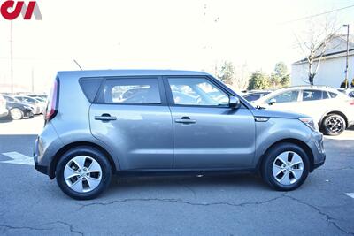 2016 Kia Soul  4dr Crossover 6A **BY APPOINTMENT ONLY** USB/Auxiliary Inputs! Bluetooth w/Voice Activation! Electronic Stability Control! Remote Keyless Entry! The Kia Soul's Active ECO Mode! - Photo 6 - Portland, OR 97266