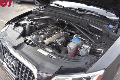 2017 Audi Q5 2.0T quattro Premium Plus  4dr SUV! Back Up Camera! Parking Assist Sensors! Blind Spot Monitor! Navigation! Bluetooth! Heated Leather Seats! Pano-Sunroof! Pwr-Liftgate! - Photo 32 - Portland, OR 97266