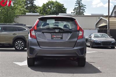 2017 Honda Fit LX  4dr Hatchback! 33 City MPG! 40 Hwy MPG! Back Up Camera! Bluetooth w/Voice Activation! Traction Control! Econ Mode! - Photo 4 - Portland, OR 97266