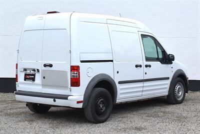 2013 Ford Transit Connect Cargo Van XLT  4dr w/o side and rear glass! Front Wheel Drive! 2-Seater Work Van! Dual Sliding Doors! Large Cargo Area! Stability Control! - Photo 5 - Portland, OR 97266