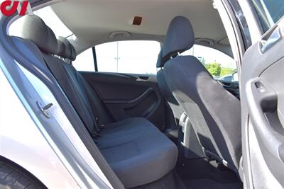 2014 Volkswagen Jetta S  4dr Sedan! Back Up Camera! Bluetooth! Brake Assist and Hill Hold Control! Stability Control! - Photo 23 - Portland, OR 97266