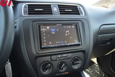 2014 Volkswagen Jetta S  4dr Sedan! Back Up Camera! Bluetooth! Brake Assist and Hill Hold Control! Stability Control! - Photo 17 - Portland, OR 97266