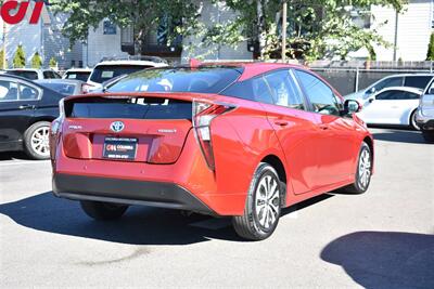 2017 Toyota Prius Two  Two 4dr Hatchback! **BY APPOINTMENT ONLY** 51 City MPG! 47 Hwy MPG! EV, ECO, & POWER Modes! Back Up Camera! Bluetooth w/Voice Activation! Front Heated Seats! - Photo 5 - Portland, OR 97266