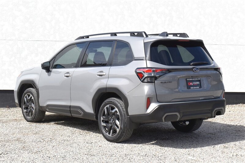 2025 Subaru Forester Limited  AWD 4dr Crossover! X-Mode! SI-Drive! EyeSight Assist Tech! Back Up Camera! Navigation! Apple CarPlay! Android Auto! Heated Leather Seats! Pano-Sunroof!