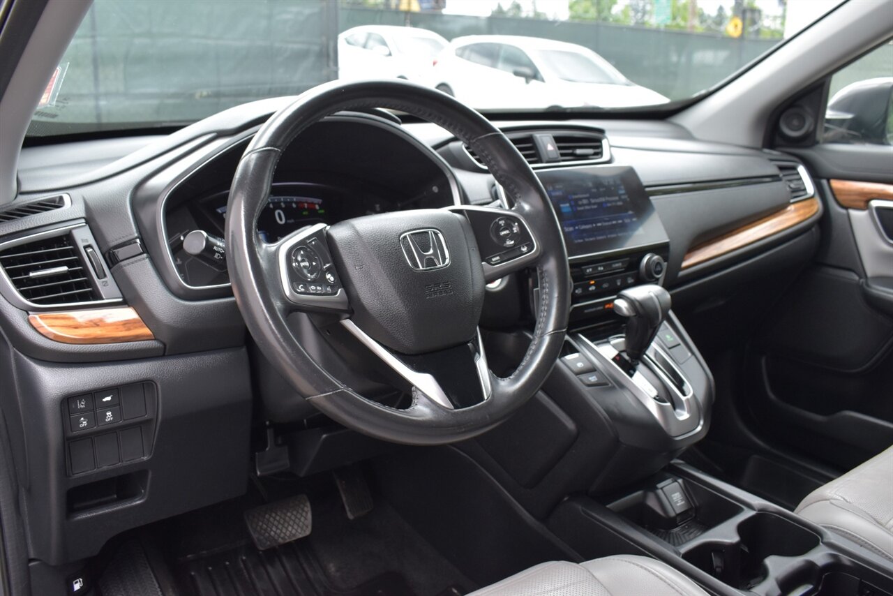 2019 Honda CR-V EX-L AWD 4dr SUV! Turbo Engine! Honda Sensing! Adaptive Cruise Control! Blind Spot Monitoring! Heated Leather Seats! Power Liftgate! Sunroof! Touchscreen Infotainment! Bluetooth! Backup Camera! - Photo 3 - Portland, OR 97266