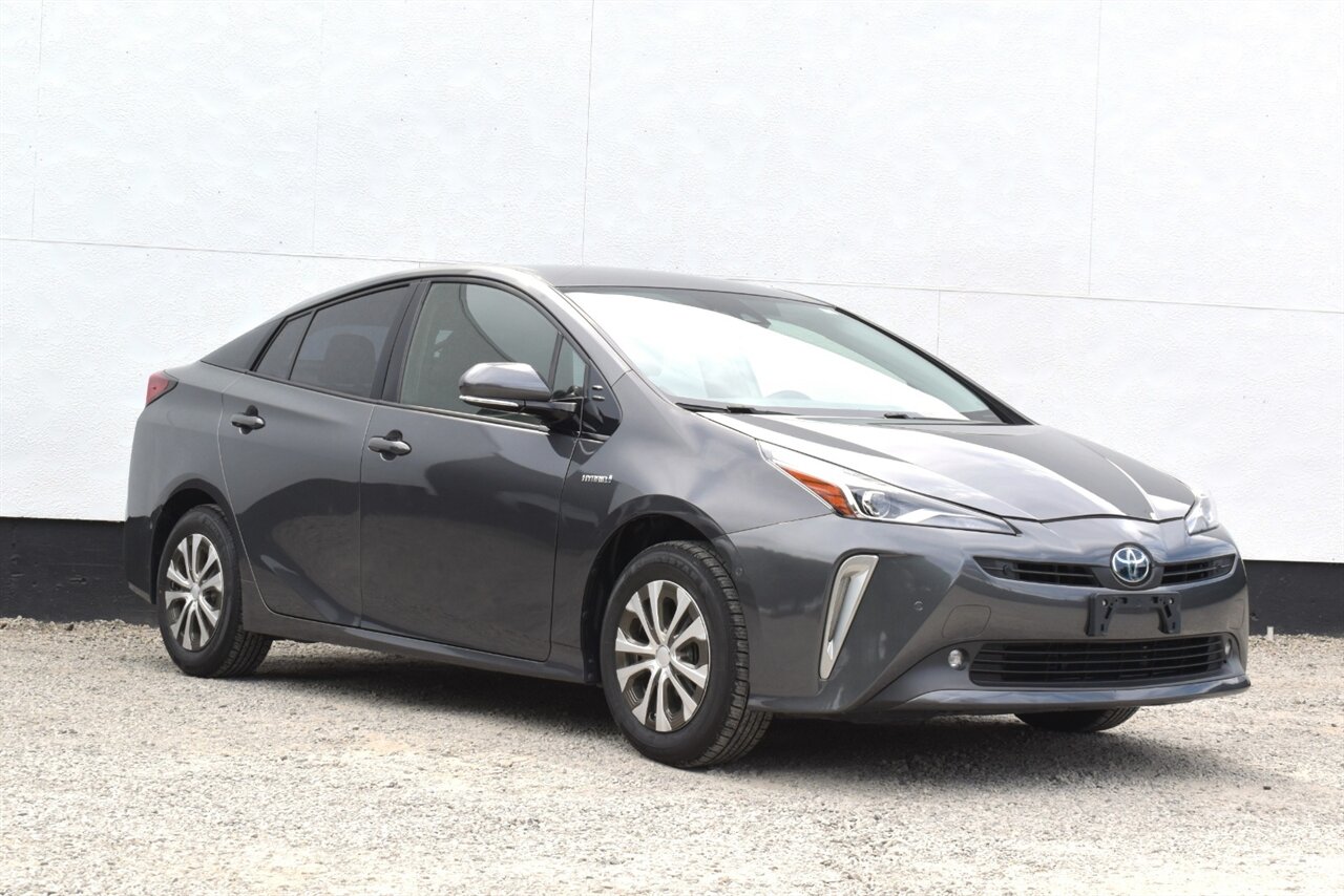 2019 Toyota Prius XLE AWD-e  AWD 4dr Hatchback! 52 City MPG! 48 Hwy MPG! Back Up Camera! Blind Spot Monitor! Pre-Collision Pedestrian Detection! Lane Assist! Bluetooth Connectivity! Heated Seats! Qi-Wireless Charging! - Photo 1 - Portland, OR 97266
