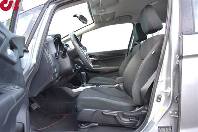 2017 Honda Fit LX 4dr Hatchback CVT! 33 City Mpg! 40 Hwy Mpg! Back Up Camera! Econ Drive Mode! Traction Control! Bluetooth/Aux/USB! - Photo 10 - Portland, OR 97266