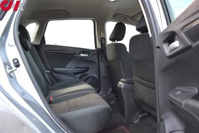 2017 Honda Fit LX 4dr Hatchback CVT! 33 City Mpg! 40 Hwy Mpg! Back Up Camera! Econ Drive Mode! Traction Control! Bluetooth/Aux/USB! - Photo 24 - Portland, OR 97266