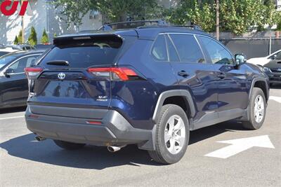2020 Toyota RAV4 Hybrid XLE  AWD 4dr SUV**BY APPOINTMENT ONLY**Rear View Camera! Adaptive Cruise Control! Bluetooth! EV/Eco/Sport/Trail Modes! 41MPG City! 38MPG Hwy! Power Liftgate! Roof Rack! Sunroof! - Photo 5 - Portland, OR 97266