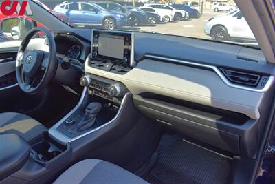 2020 Toyota RAV4 Hybrid XLE  AWD 4dr SUV**BY APPOINTMENT ONLY**Rear View Camera! Adaptive Cruise Control! Bluetooth! EV/Eco/Sport/Trail Modes! 41MPG City! 38MPG Hwy! Power Liftgate! Roof Rack! Sunroof! - Photo 11 - Portland, OR 97266