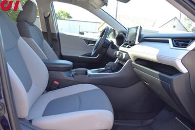 2020 Toyota RAV4 Hybrid XLE  AWD 4dr SUV**BY APPOINTMENT ONLY**Rear View Camera! Adaptive Cruise Control! Bluetooth! EV/Eco/Sport/Trail Modes! 41MPG City! 38MPG Hwy! Power Liftgate! Roof Rack! Sunroof! - Photo 25 - Portland, OR 97266