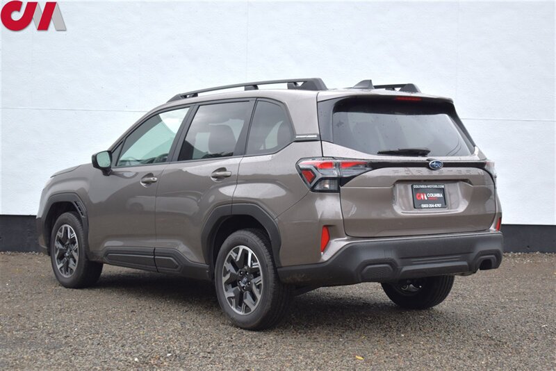 2025 Subaru Forester Premium  AWD 4dr Crossover**BY APPOINTMENT ONLY**EyeSight Assist! X-Mode! SI-Drive! Back-Up Camera! Apple CarPlay! Android Auto! Heated Seats! Sunroof! Power Liftgate! Roof Rails!