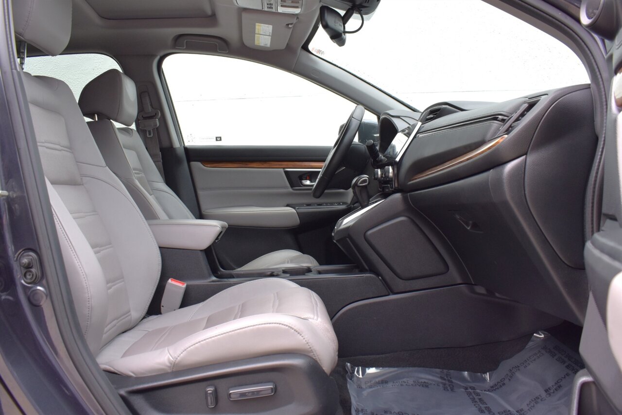 2017 Honda CR-V EX-L AWD 4dr SUV! Back Up Camera! Blind Spot Monitor! Collision Mitigation System! Lane Assist! Econ Drive Mode! Bluetooth Connectivity! Heated Leather Seats! Sunroof! Power Liftgate! - Photo 32 - Portland, OR 97266