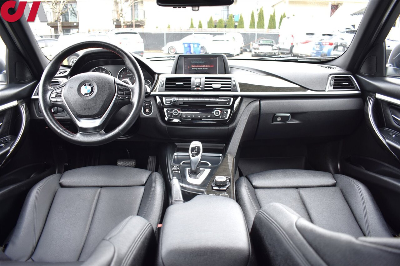 2018 BMW 3 Series 330i photo 12