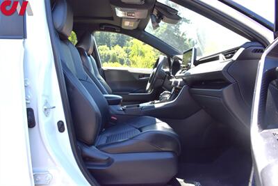 2019 Toyota RAV4 Hybrid XSE  AWD 4dr SUV**BY APPOINTMENT ONLY** 41 City MPG! 38 Hwy MPG! Back Up Cam! Lane Assist! Collision Mitigation! Navi! Heated Leather Seats!  Eco & Sport Modes! Powered Liftgate! Pano-Sunroof! - Photo 26 - Portland, OR 97266