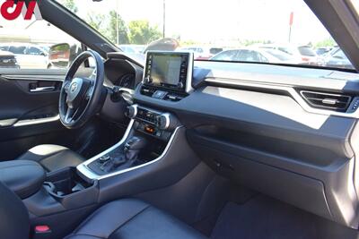 2019 Toyota RAV4 Hybrid XSE  AWD 4dr SUV**BY APPOINTMENT ONLY** 41 City MPG! 38 Hwy MPG! Back Up Cam! Lane Assist! Collision Mitigation! Navi! Heated Leather Seats!  Eco & Sport Modes! Powered Liftgate! Pano-Sunroof! - Photo 12 - Portland, OR 97266
