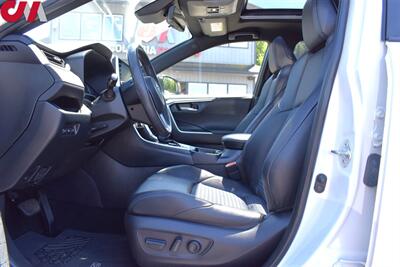 2019 Toyota RAV4 Hybrid XSE  AWD 4dr SUV**BY APPOINTMENT ONLY** 41 City MPG! 38 Hwy MPG! Back Up Cam! Lane Assist! Collision Mitigation! Navi! Heated Leather Seats!  Eco & Sport Modes! Powered Liftgate! Pano-Sunroof! - Photo 10 - Portland, OR 97266