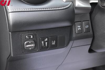 2018 Toyota RAV4 XLE AWD 4dr SUV! Back Up Camera! Lane Assist! Bluetooth! Navigation! Eco & Sport Drive Modes! Center Locking Diff! Sunroof! Powered Liftgate! All Weather Floor Mats! - Photo 16 - Portland, OR 97266